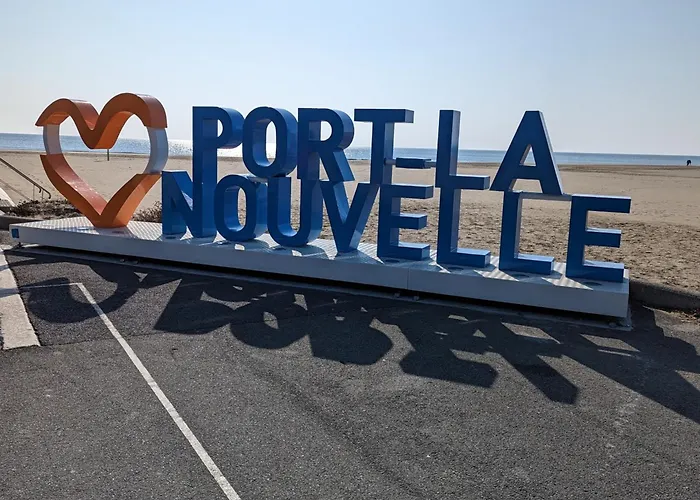 Bel T2 Climatisé Avec Piscine Et Parking à 250m De La - Fr-1-797-9 Appartement Port-la-Nouvelle