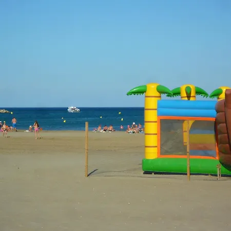 Bel T2 Climatise Avec Piscine Et Parking A 250m De La - Fr-1-797-9 公寓 *