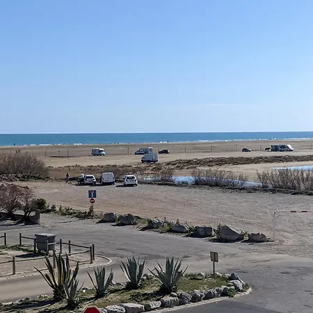 Bel T2 Climatisé Avec Piscine Et Parking à 250m De La - Fr-1-797-9 *